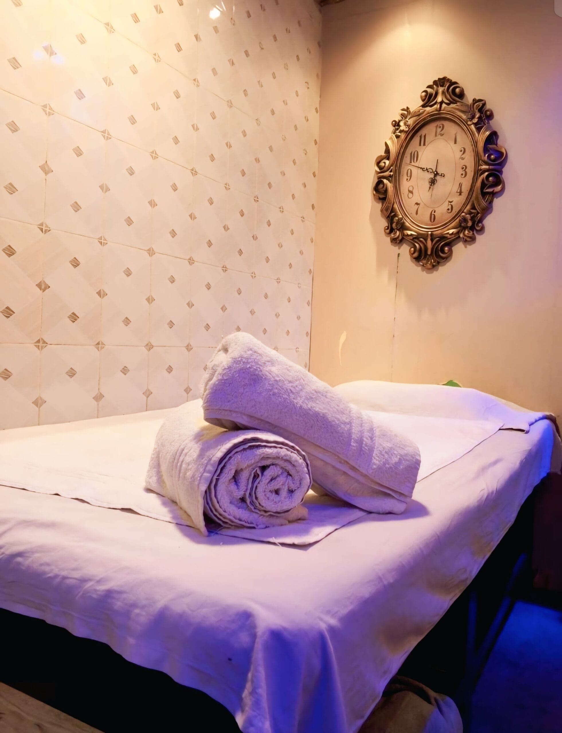 Thai spa room at Frozen Thai Spa Dhaka