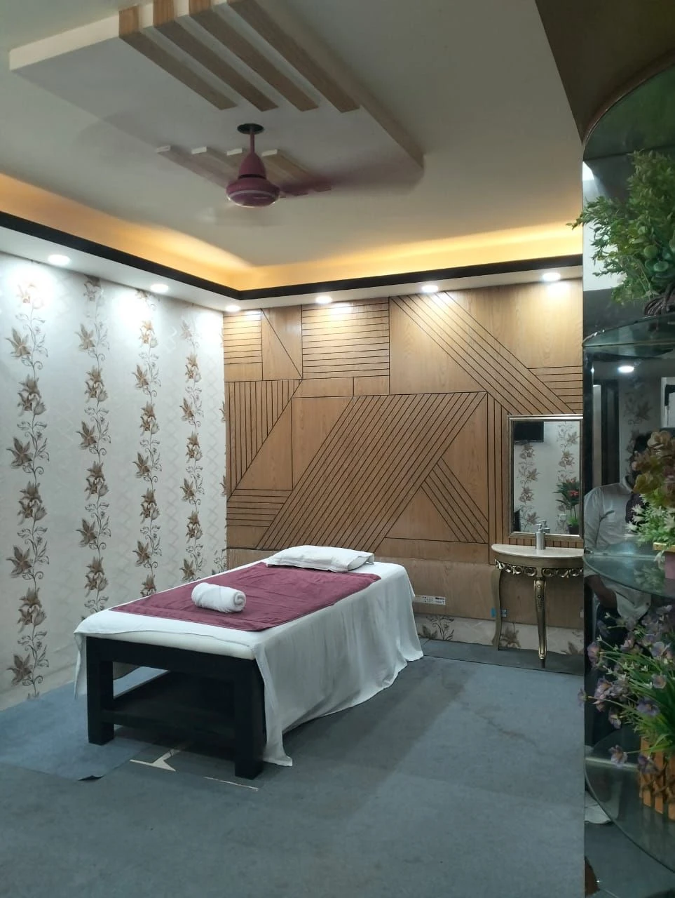 Spa room at Frozen Thai Spa Dhanmondi