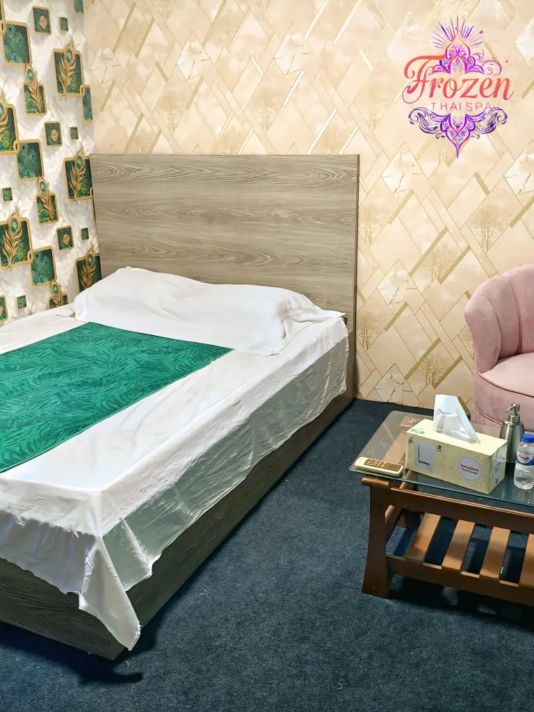 Thai spa room at Frozen Thai Spa Banani